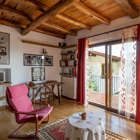 La Casa Di Monica E Luciano 斯特雷萨